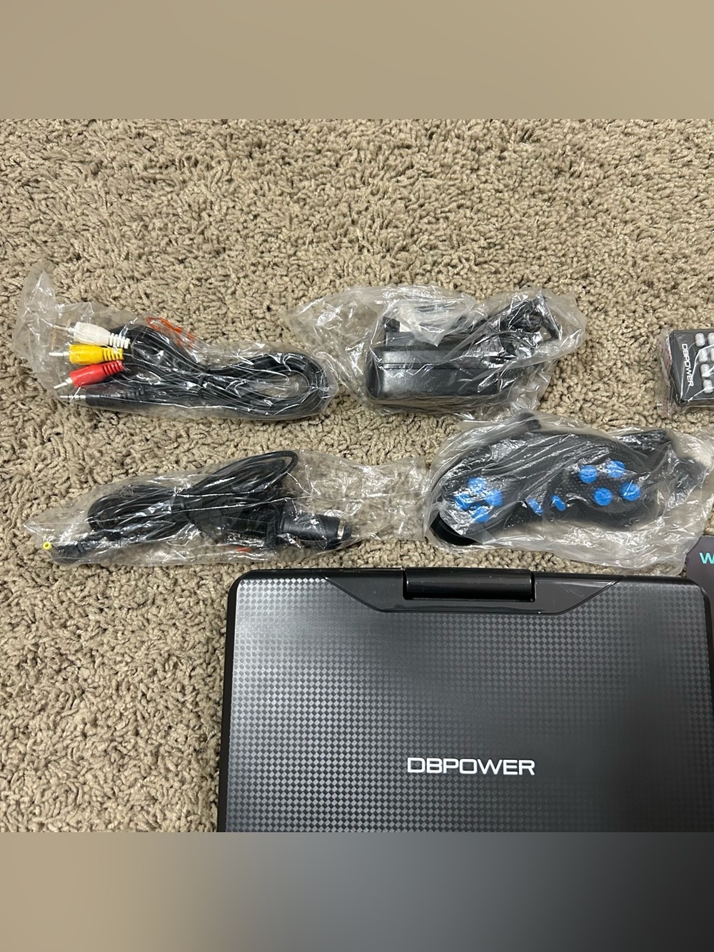 DBPOWER Portable DVD Player 9.5" Rechargeable Digital Multimedia Video Player - Picture 8 of 15